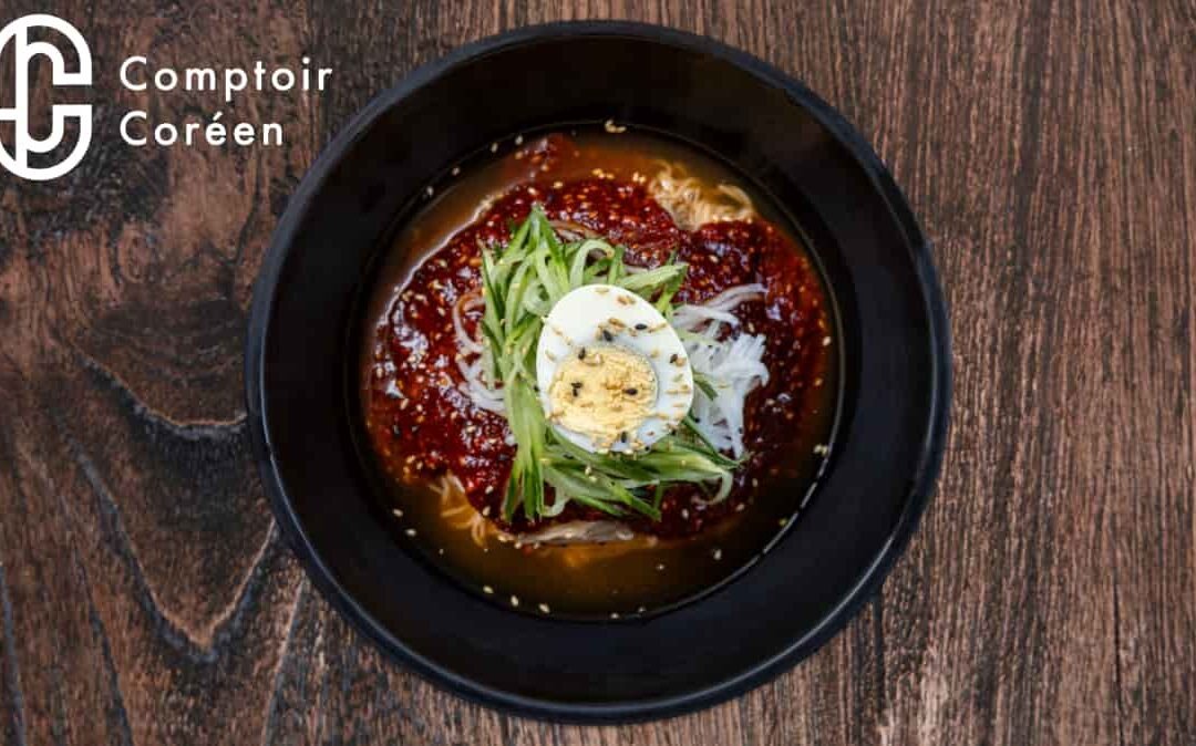 Naengmyeon, les nouilles froides coréennes : histoire, secrets et dégustation à Paris